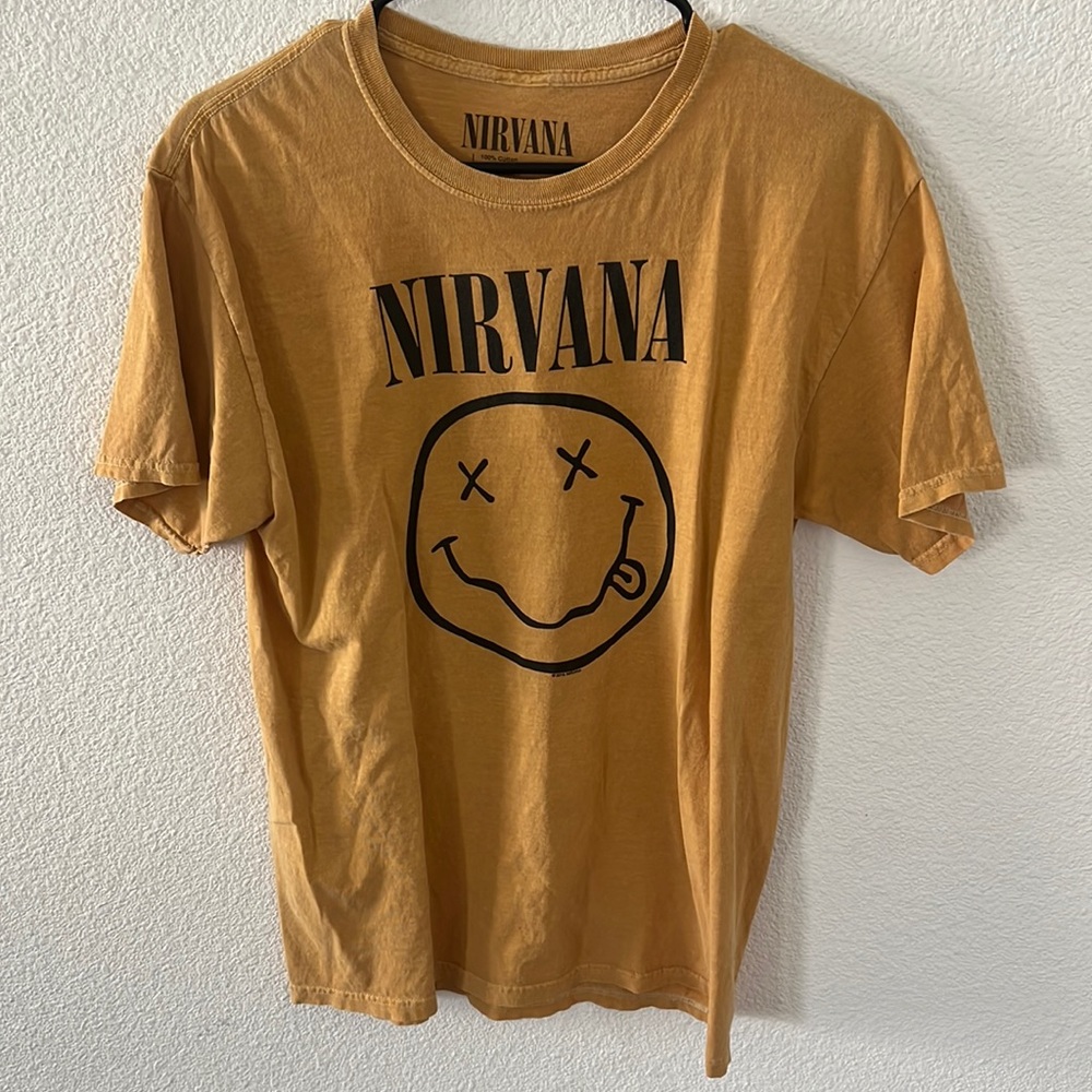 NIRVANA Graphic Tee Med